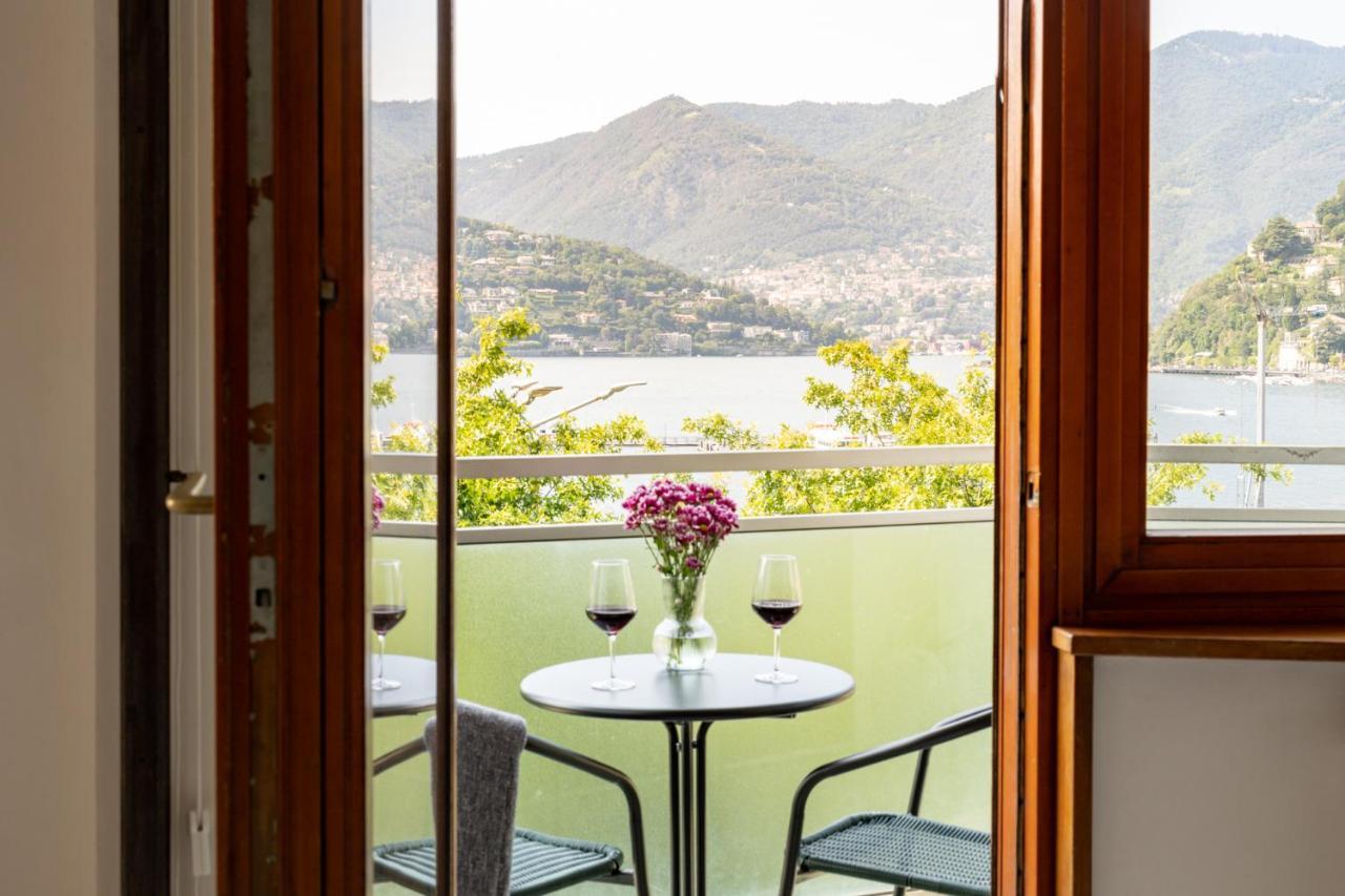 Piazza Cavour Lake View - BymyhomeinΌπως Εξωτερικό φωτογραφία